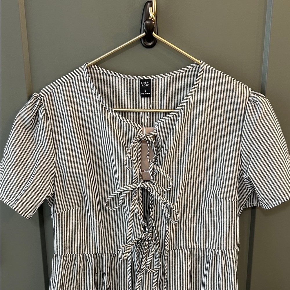 Emery Rose Black and White Striped Midi Dress size large New